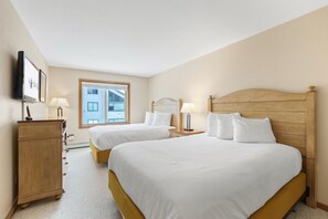 2 bedrooms, iron/ironing board, free WiFi