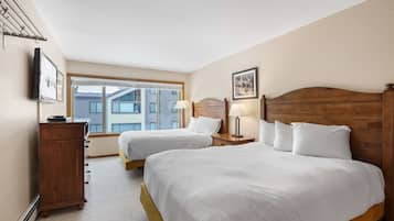 Condo, 2 Bedrooms | 2 bedrooms, iron/ironing board, free WiFi