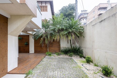 3BR Apt w/ BBQ 290m From Beach Pic0125