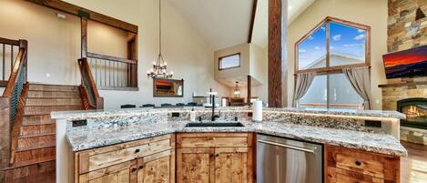 Rumah, 5 kamar tidur | Interior