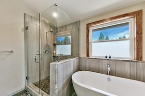 Ferienhaus, 5 Schlafzimmer | Badezimmer | Handtücher, Shampoo