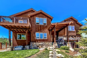 Maison, 4 chambres | Extérieur