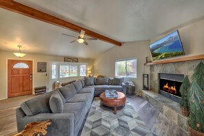 House, 3 Bedrooms | Living area