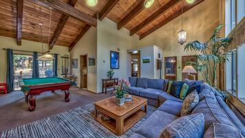 Nhà, 5 phòng ngủ | Khu phòng khách