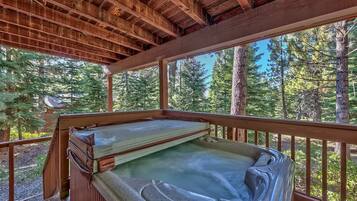 Casa, 3 quartos | Hidromassagem externa