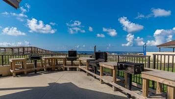 Condo, 3 Bedrooms | Outdoor dining