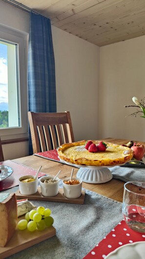 تناول الطعام