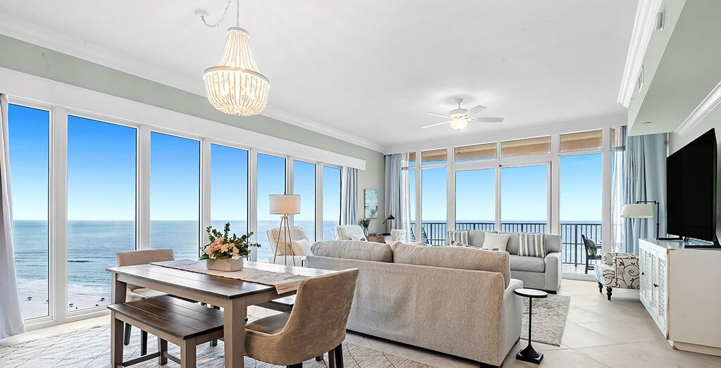 Condo, 4 Bedrooms | Living area