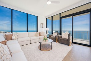 Condo, 4 Bedrooms | Living area