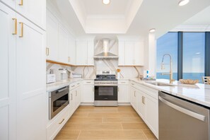 Condo, 4 Bedrooms | Private kitchen | Fridge, oven, coffee/tea maker - Phoenix Gulf Shores Ii 1905 4 Bedroom Condo (Gulf Shores)