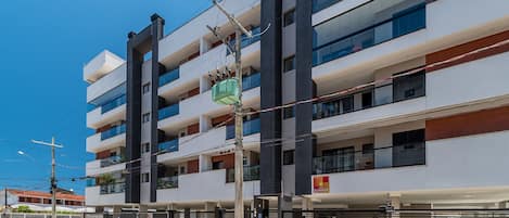 Basic Apartment | Exterior