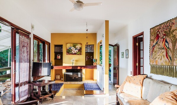Villa | Living area