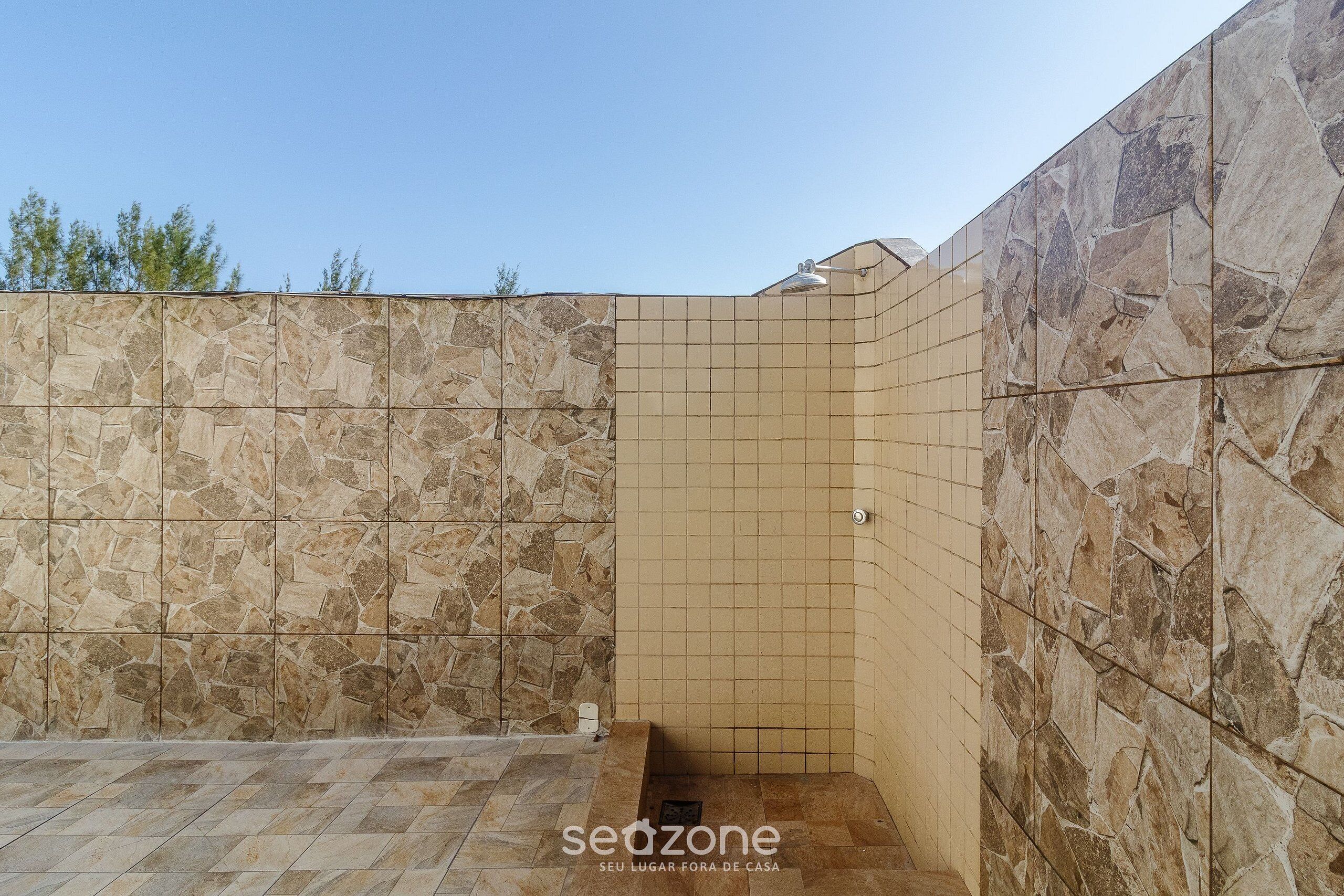 숙박 시설 구내