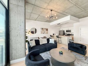 Fernseher, Arbeitsbereiche