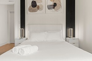 Unclassified image, 5 of 19, button