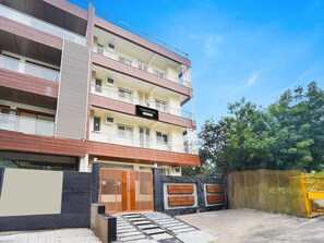 House | Exterior - Townhouse Oak Sector 121 Noida Metro Station (Noida)