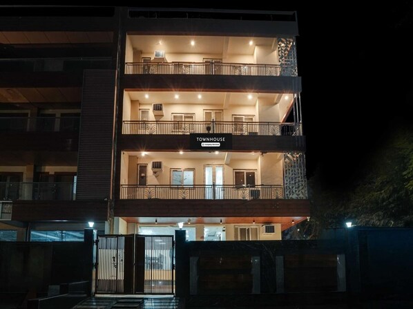 House | Exterior