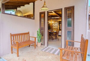 Villa | Outdoor dining