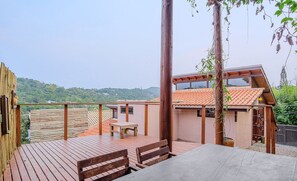 Villa | Buiten dineren