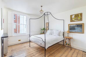 4 soveværelser, strygejern/strygebræt, Wi-Fi, sengetøj