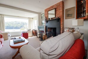 Living area - Kiln Cottage (Fowey)