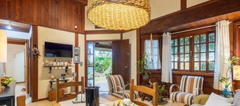 Charming House With BBQ by the sea Mon0099