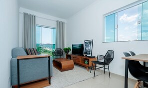 Basic Apartment | Living area