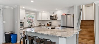 Renovated 3BR Home Near Sandy Point & Annapolis
