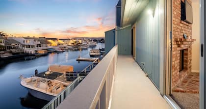 On The Water! Channel Islands Harbor Amazing Views