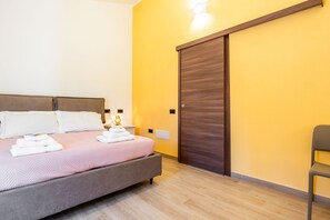 1 bedroom, iron/ironing board, WiFi, bed sheets - Room 'Su Carinniu n.1' (Villacidro)