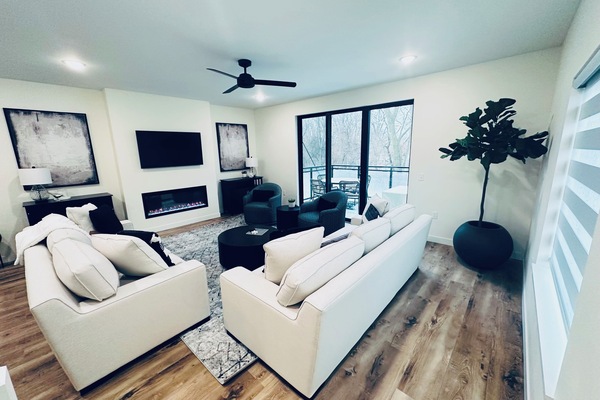 Televisor i llar de foc