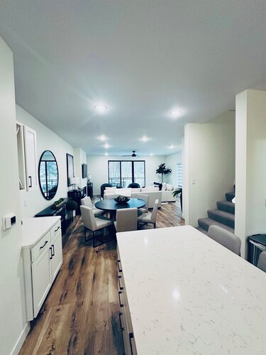 Prime Location! Beautiful and spacious 3-bedroom townhome in the heart of Boji!