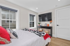 3 habitaciones, tabla de planchar con plancha, cuna de viaje y wifi