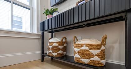 3BR3Bth Entire House/Steps to Downtown & TD Garden