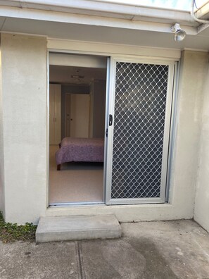 Room, 1 Bedroom, Patio, Garden View | 1 bedroom