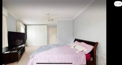 Room-serene Guest Room in Gladstone Park