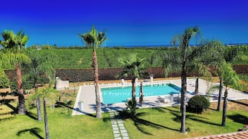 Piscina all'aperto