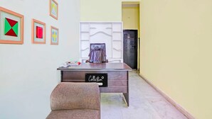 House | Reception - Collection O Near Dilsuknagar Metro (Hyderabad)