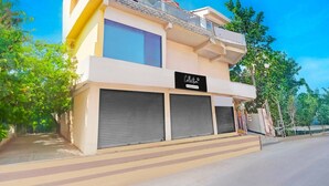 House | Exterior - Collection O Near Dilsuknagar Metro (Hyderabad)