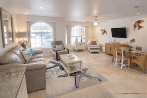 Apartment, Mehrere Betten, Terrasse, Poolblick (Campeche Retreat #12) | Wohnbereich