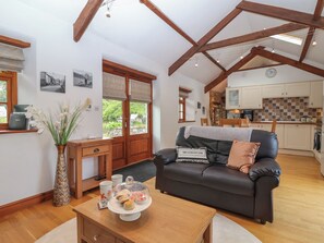 Living area - The Coach House (Tavistock)