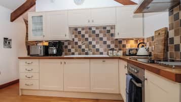 Dishwasher, cookware/dishes/utensils