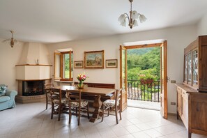 Villa, vue jardin | Coin séjour