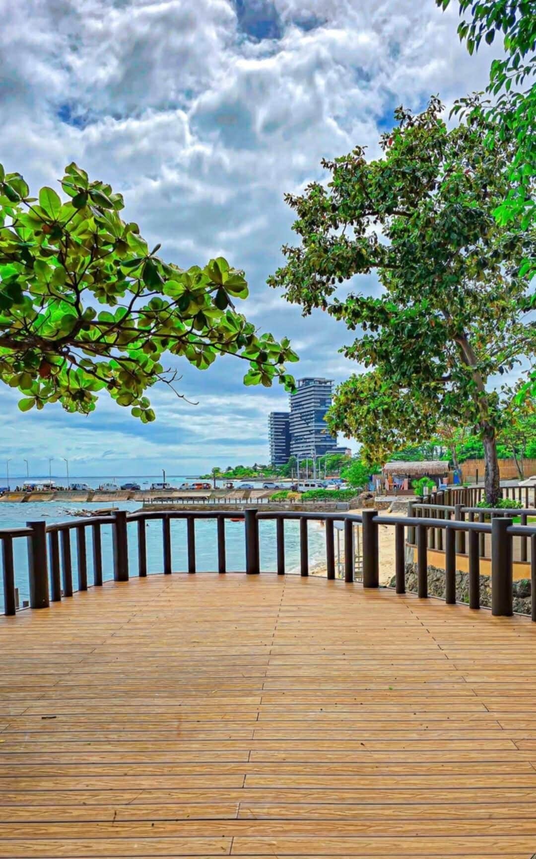 Pantai persendirian berhampiran, pasir putih 