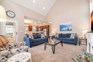 TV, fireplace, DVD player