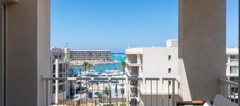 Delightful 3-bedroom chalet in Marassi Marina 2