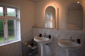 Dusche, Haartrockner