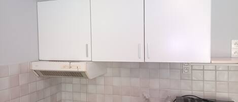 Microwave, oven, stovetop
