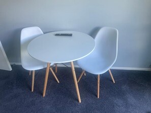 House, 1 Bedroom, Accessible, Balcony | Dining
