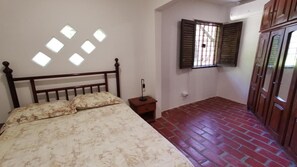 House, 4 Bedrooms, Accessible, Smoking | 4 bedrooms